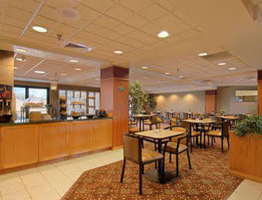 Wingate By Wyndham Pueblo Hotel Exterior photo